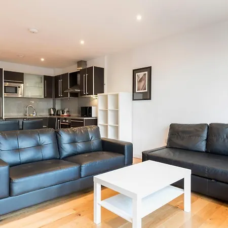 Apartment East Croydon Apartments - Just 3 Mins Walk To East Croydon Station