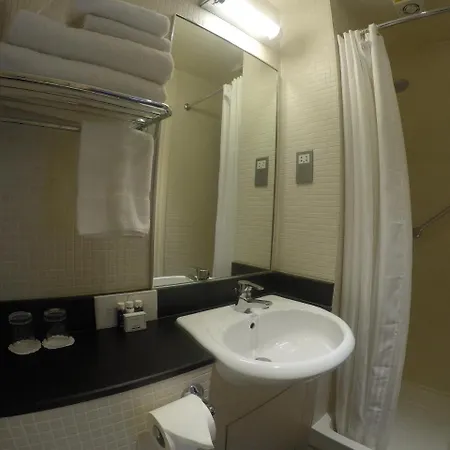 Hotel Kensington House 4*