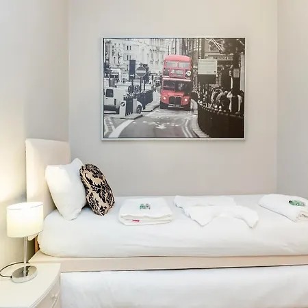 72 Hatherley Court Apartment