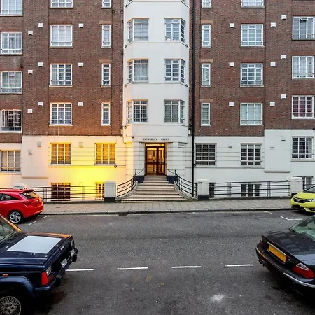 Apartment 72 Hatherley Court *