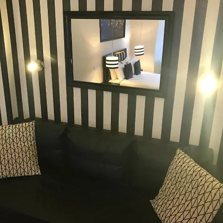 Apartment W6 *