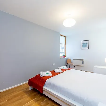 2 Bed Cozy Apartment In Euston Station Free Wifi * London