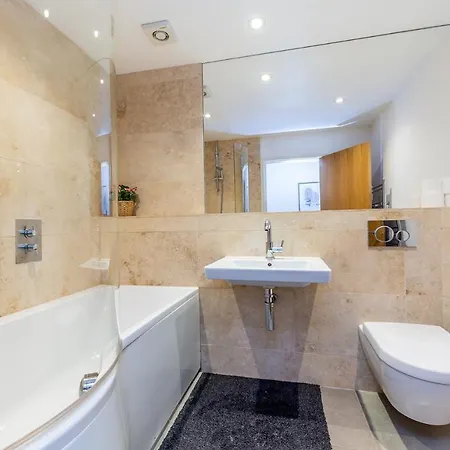 2 Bed Cozy Apartment In Euston Station Free Wifi Apartment London