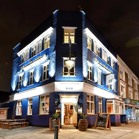 The Bridge Pub & イン 4*