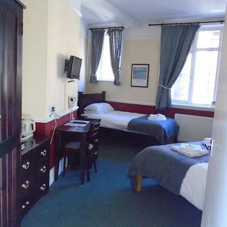 The Swan Pub 3* Isleworth