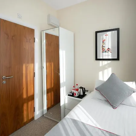 Flexistay Addiscombe 3* Croydon
