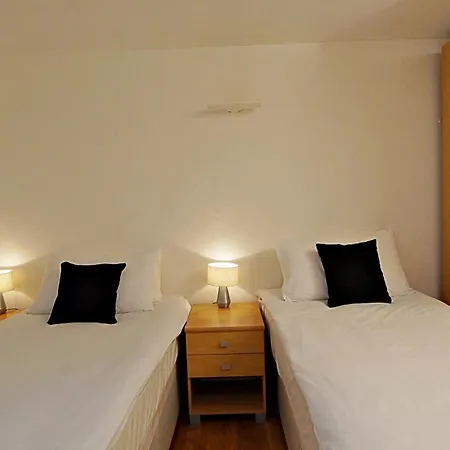 Lexham Gardens By Mayfair *