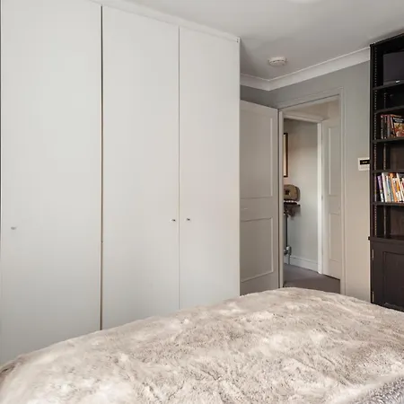 The Museum Apartment By H House
