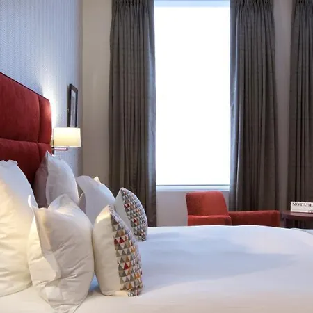 Hotel 54 Queen's Gate