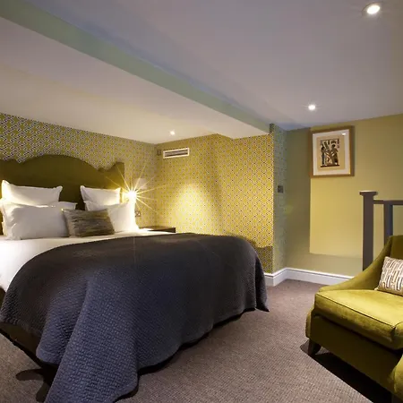 54 Queen's Gate 4*