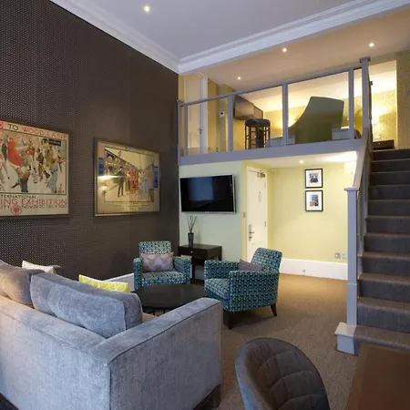 Hotel 54 Queen's Gate
