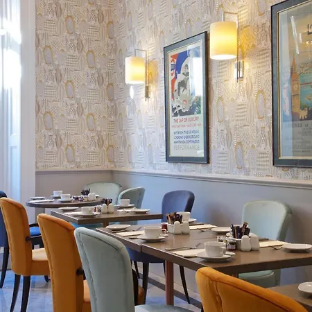 54 Queen's Gate Hotel 4*