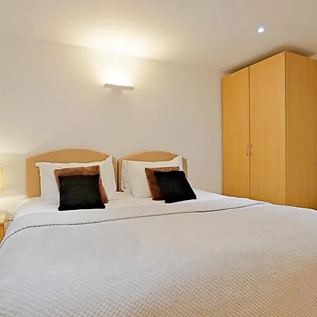 Lexham Gardens By Mayfair Apartment *