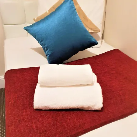 The King William Hotel London