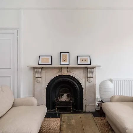Guestready - Lovely 2br In South 4 Guests Apartment London