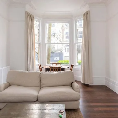 Guestready - Lovely 2br In South 4 Guests Apartment London