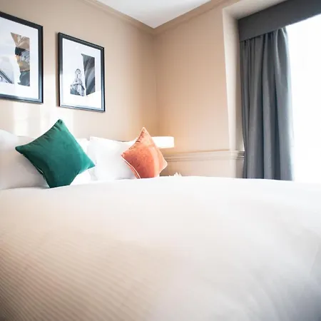 Counting House 4*