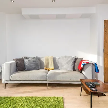 New 2bd Flat 4mins To Excel Centre Fast City Links * Λονδίνο