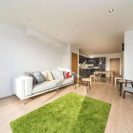 New 2bd Flat 4mins To Excel Centre Fast City Links * Λονδίνο