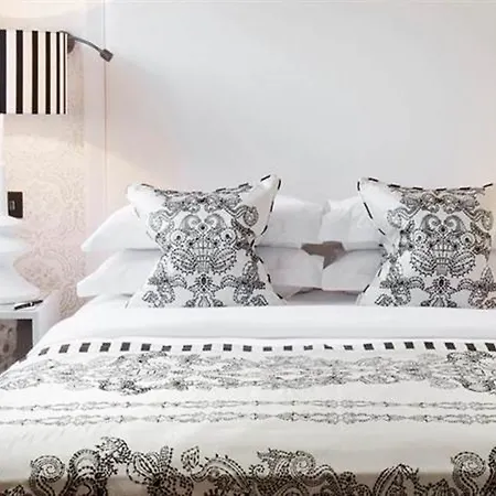 Hotel The Mandeville 4*