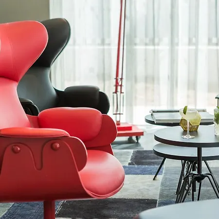 Park Plaza London, Park Royal Londýn