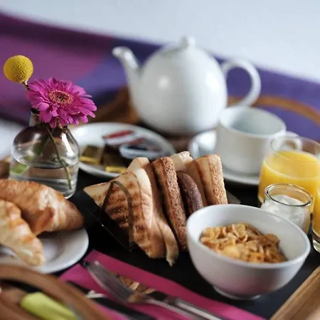 Signature Townhouse Hyde Park Hotel 4*