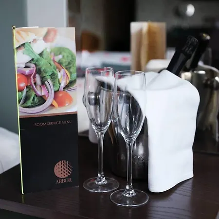 Hotel Signature Townhouse Hyde Park 4*