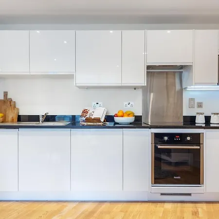 Mysquare Two Bedroom In Limehouse Apartament