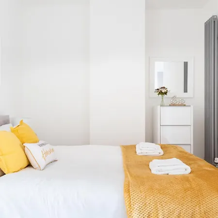 Continental In Central Camden Apartment *