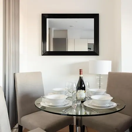 Apartment Continental In Central Camden *