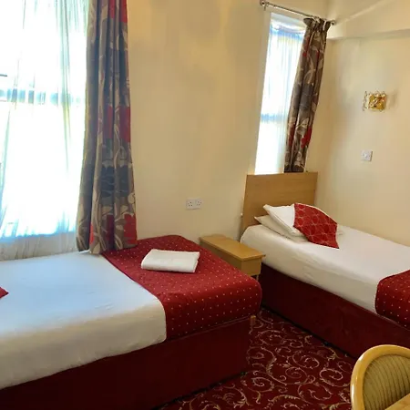 Britannia Hotel 3*