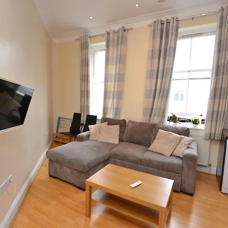 Paddington House Apartment