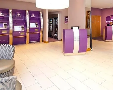 Premier 2* Londýn