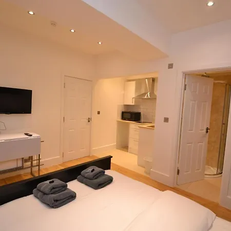 Marble Arch Apartment
