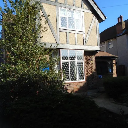 Oda ve Kahvaltı Edgware