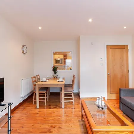 Apartment Hyde Park London