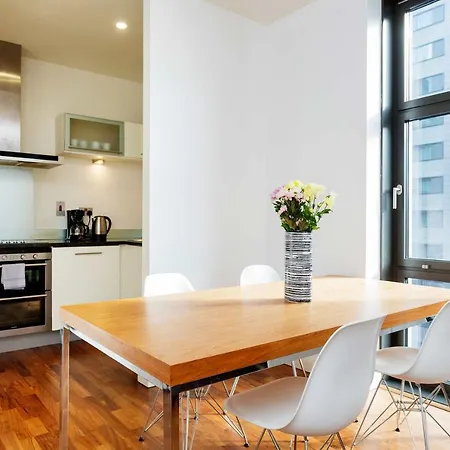 Apartment Oyo Canary Wharf Residences London