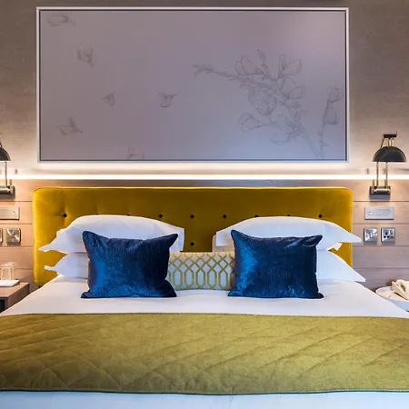 Sloane Place 4*