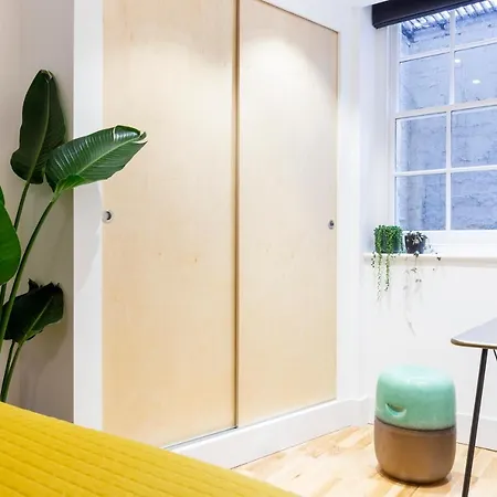 Cuckooz Bloomsbury Apartment