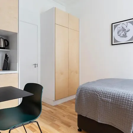 Cuckooz Bloomsbury Apartment