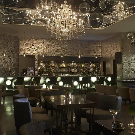 Radisson Blu Hotel, London Heathrow 4*
