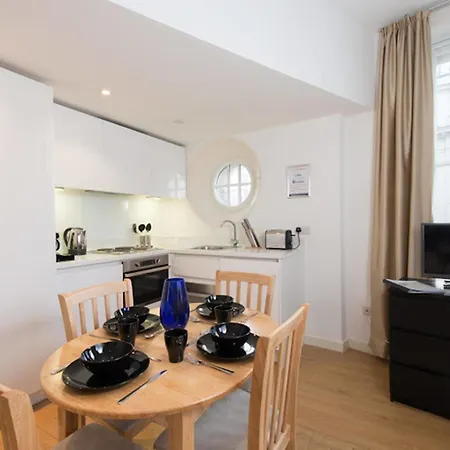 My Piccadilly Circus Apartment London