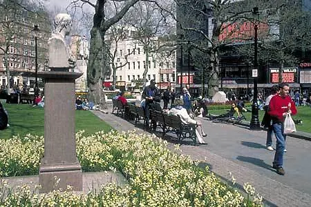 Hotel Radisson Blu Edwardian, Leicester Square 4*