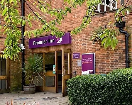 Premier London Hotel