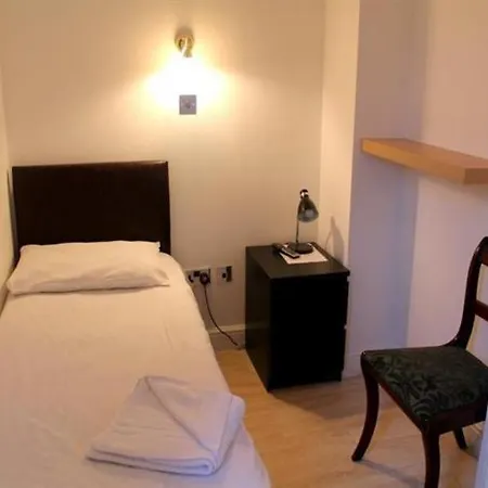 Hotel New Dawn