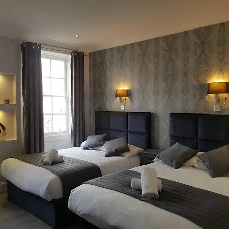 Mentone Hotel 3*