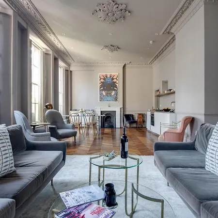 The Cleveland Arms Apartment *