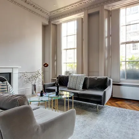 The Cleveland Arms Apartment *