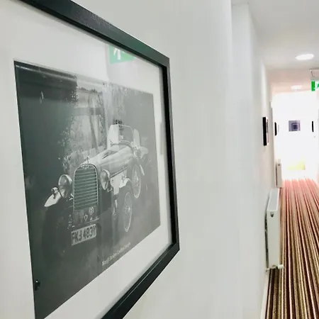 The Bank Hotel 3*