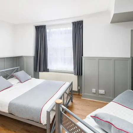 Hotel Oyo Kings 3*